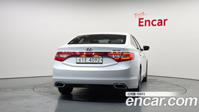Hyundai Grandeur 2015 — photo 4