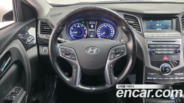 Hyundai Grandeur 2015 — photo 13
