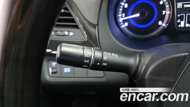 Hyundai Grandeur 2015 — photo 18