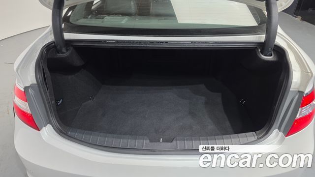 Hyundai Grandeur 2015 — photo 20