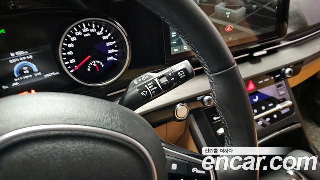 Kia Canival 2023 — photo 19