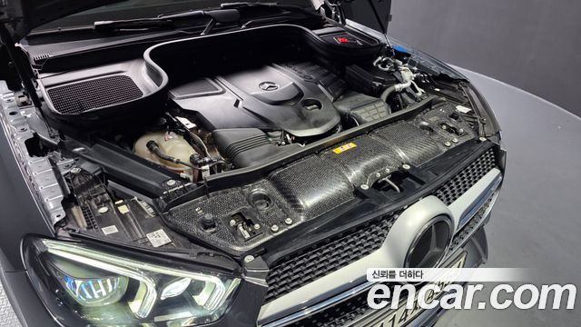Mercedes-Benz GLE-Class 2021 — photo 6