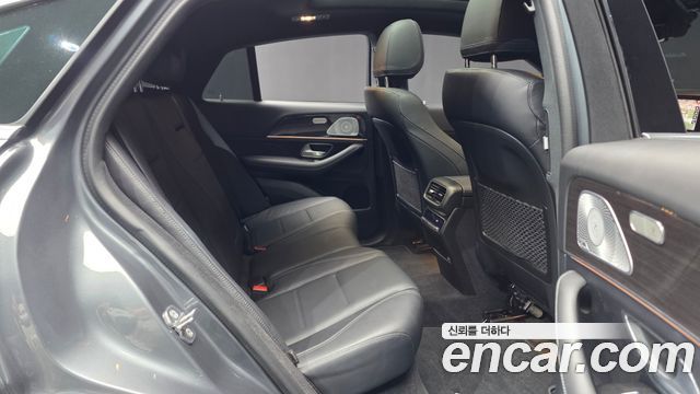Mercedes-Benz GLE-Class 2021 — photo 12