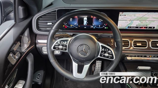 Mercedes-Benz GLE-Class 2021 — photo 13