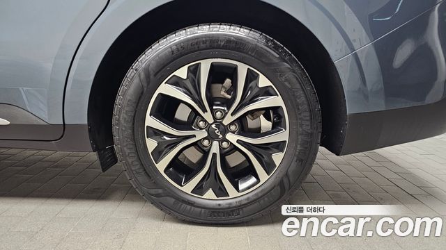 Kia Canival 2022 — photo 5