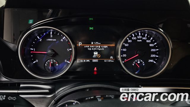 Kia Canival 2022 — photo 8
