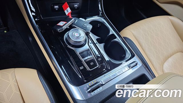 Kia Canival 2022 — photo 9
