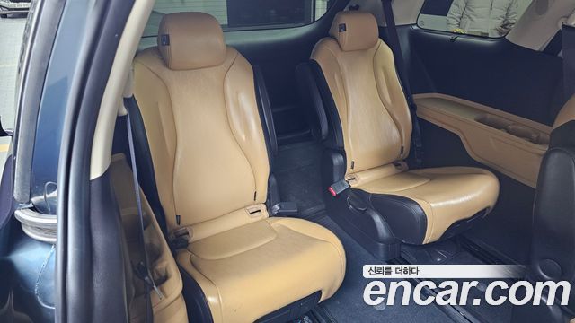 Kia Canival 2022 — photo 13