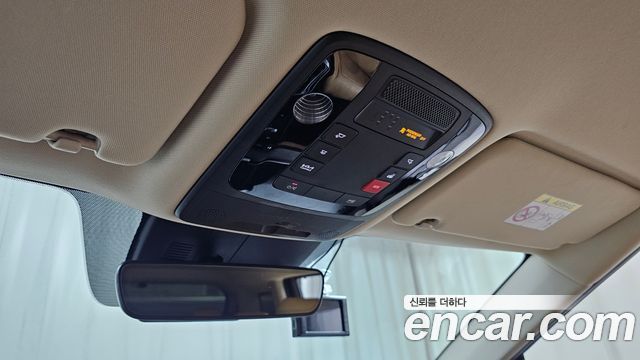 Kia Canival 2022 — photo 18