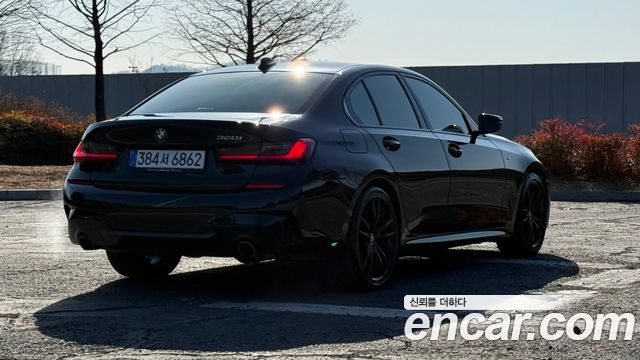 BMW 3-Series 2021 — photo 2