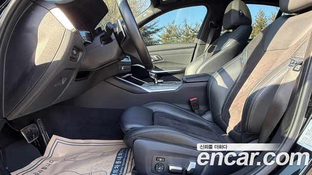 BMW 3-Series 2021 — photo 10