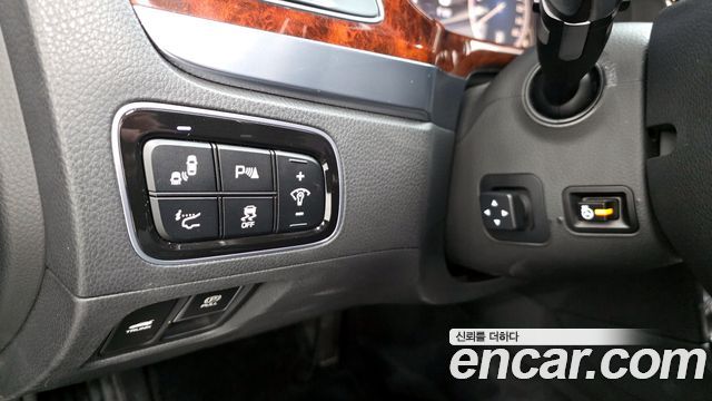 Hyundai Equus 2014 — photo 16