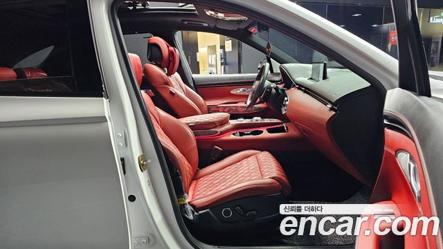 Genesis GV70 2021 — photo 10