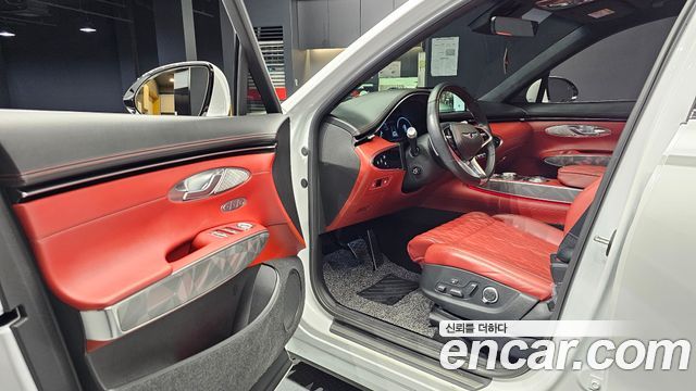 Genesis GV70 2021 — photo 11