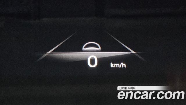 Genesis GV70 2021 — photo 17
