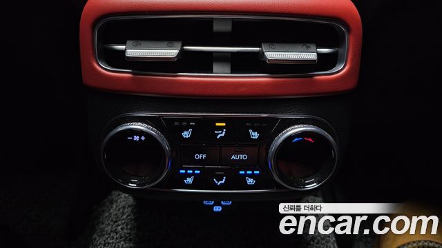Genesis GV70 2021 — photo 18