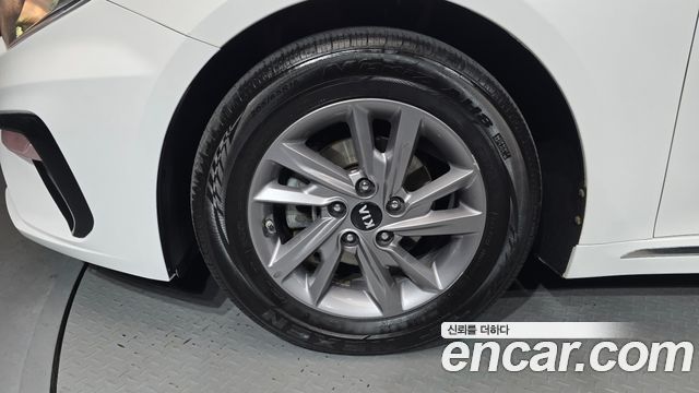 Kia K5 2019 — photo 5
