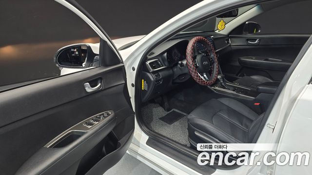 Kia K5 2019 — photo 10