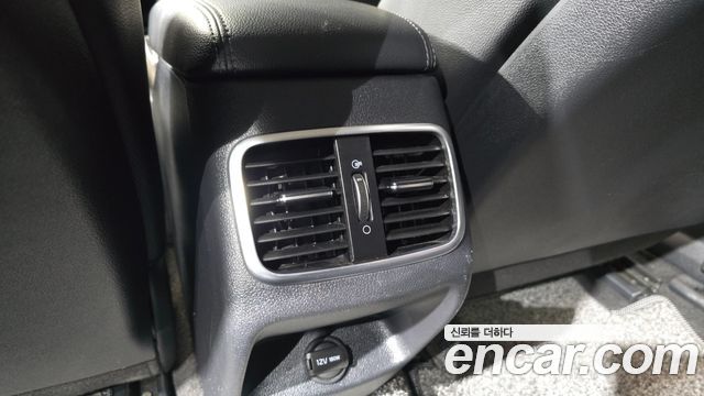 Kia K5 2019 — photo 17