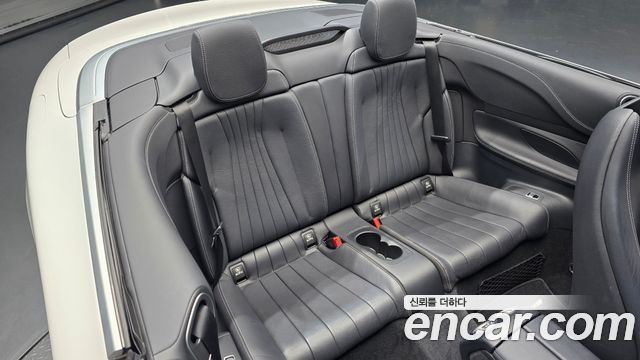 Mercedes-Benz E-Class 2019 — photo 12