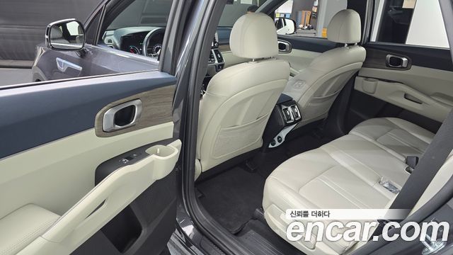 Kia Sorento 2022 — photo 11