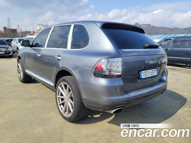 Porsche Cayenne 2004 — photo 4