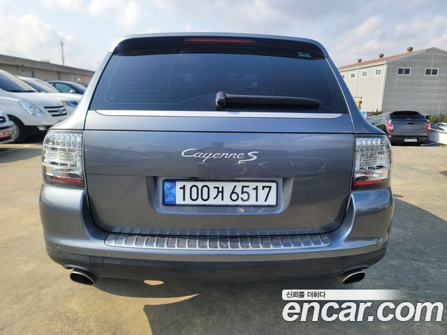 Porsche Cayenne 2004 — photo 5