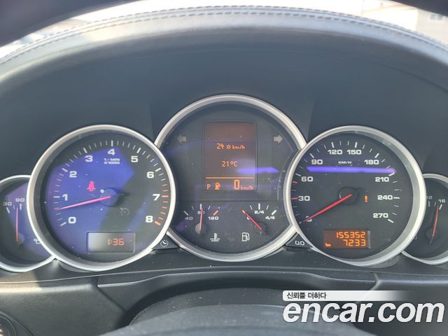 Porsche Cayenne 2004 — photo 12