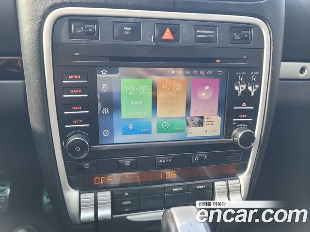 Porsche Cayenne 2004 — photo 15