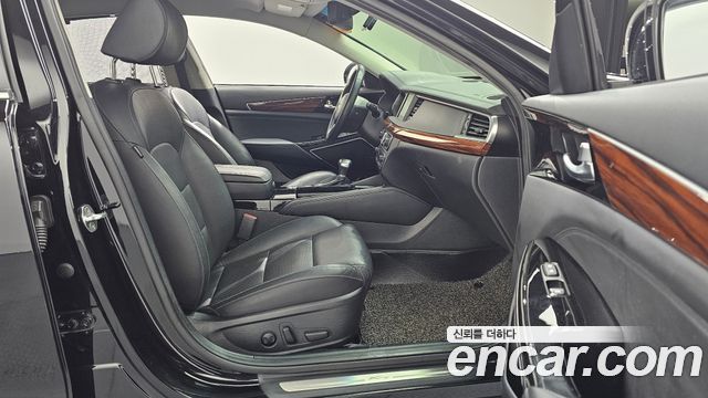 Kia K7 2016 — photo 10