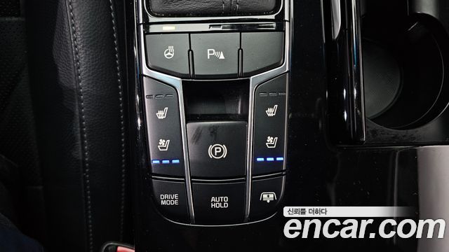 Kia K7 2016 — photo 17
