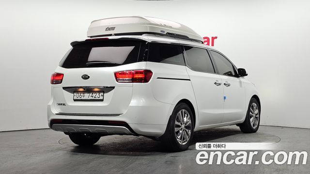 Kia Canival 2018 — photo 2