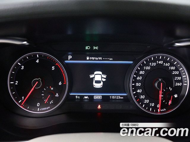 Genesis G70 2019 — photo 8