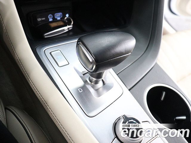 Genesis G70 2019 — photo 9