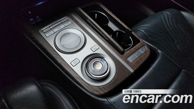 Genesis G80 2021 — photo 9
