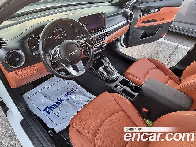 Kia K3 2022 — photo 6