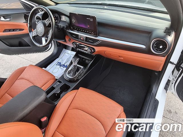Kia K3 2022 — photo 7