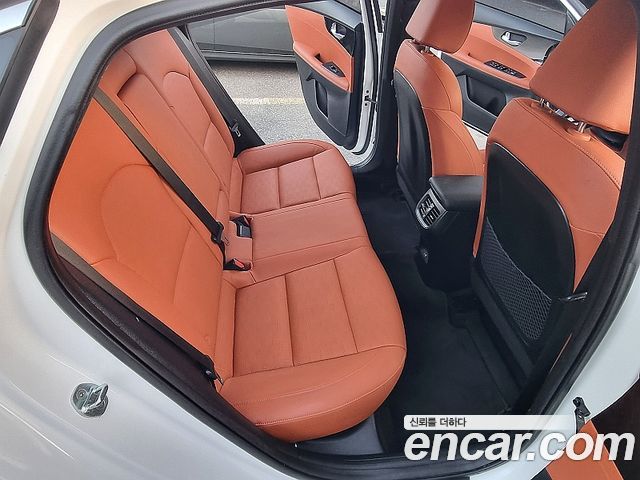 Kia K3 2022 — photo 15