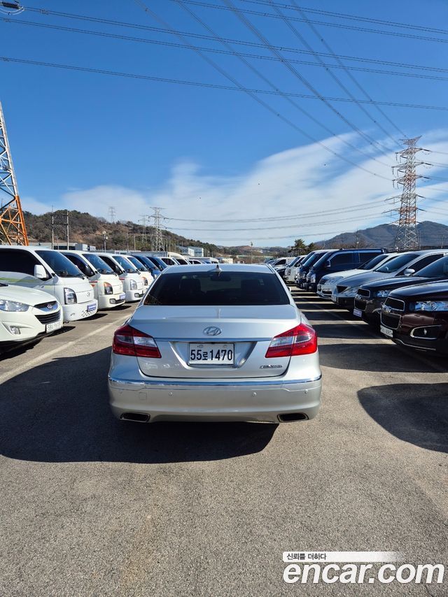 Hyundai Genesis 2012 — photo 4