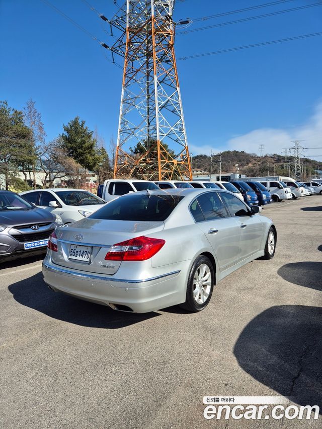 Hyundai Genesis 2012 — photo 5