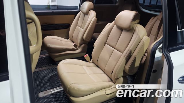 Kia Canival 2019 — photo 12
