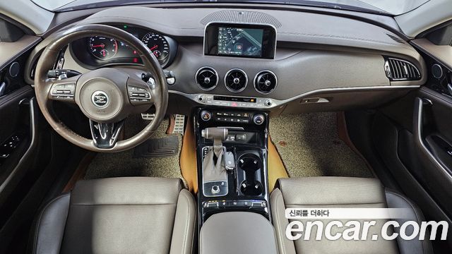Kia Stinger 2018 — photo 7