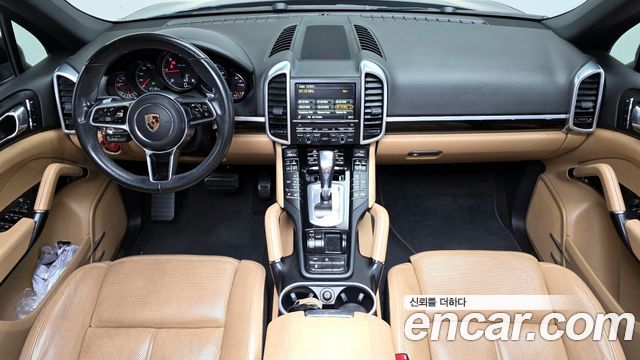 Porsche Cayenne 2016 — photo 7