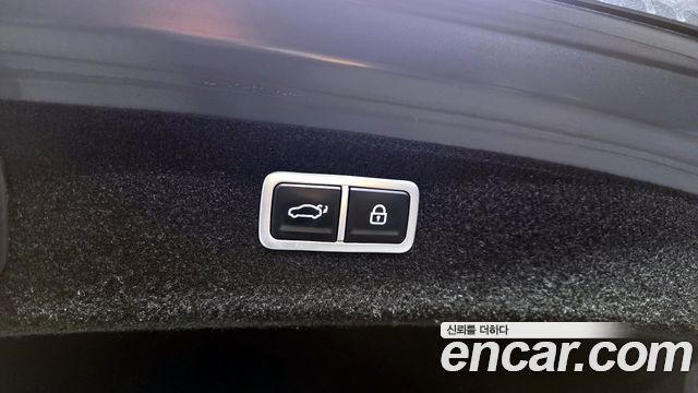 Genesis G80 2021 — photo 20