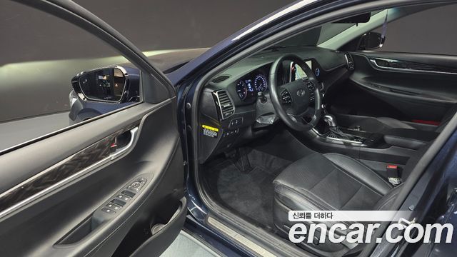 Hyundai Grandeur 2018 — photo 10