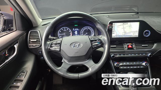 Hyundai Grandeur 2018 — photo 13