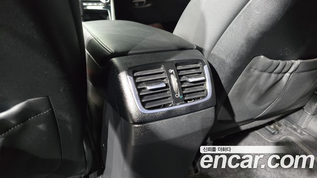 Hyundai Grandeur 2018 — photo 17