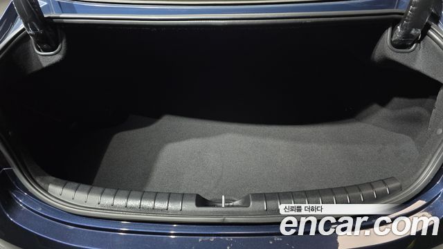 Hyundai Grandeur 2018 — photo 20
