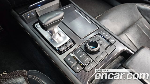 Genesis G80 2018 — photo 9