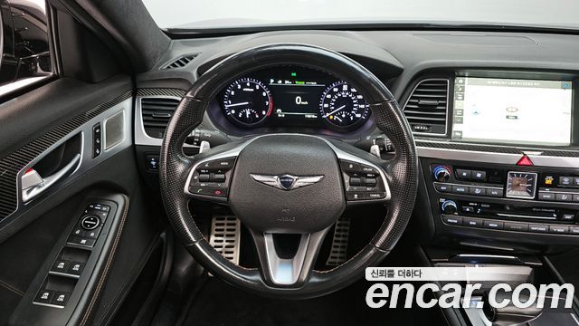 Genesis G80 2018 — photo 12